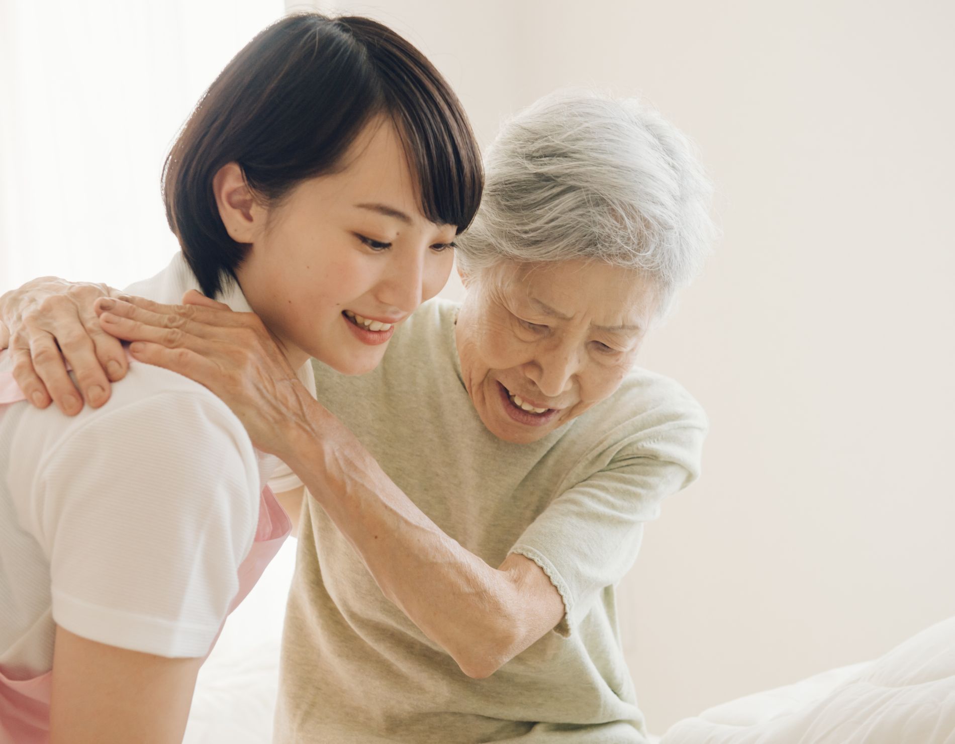 特養などでの介護のイメージ